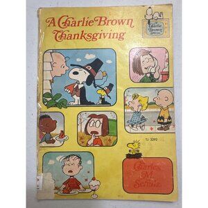 A Charlie Brown Thanksgiving By Charles M. Schulz Vintage Book